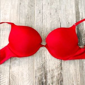 RED VICTORIA SECRET PUSH UP BRA 34B